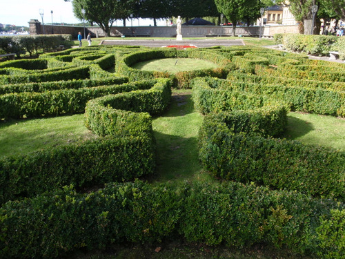 Walk around the Stadhus Grounds.